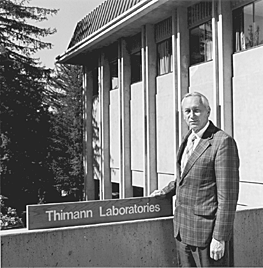 Photo of Kenneth Thimann next to Thimann Laboratories on the
UCSC campus